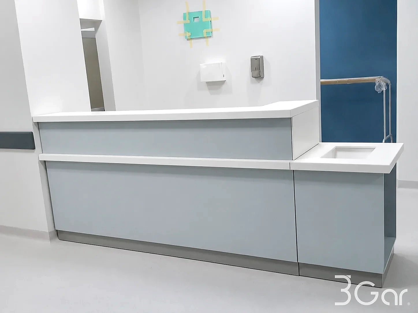 Mueble de central de enfermera con cubierta de superficie sólida