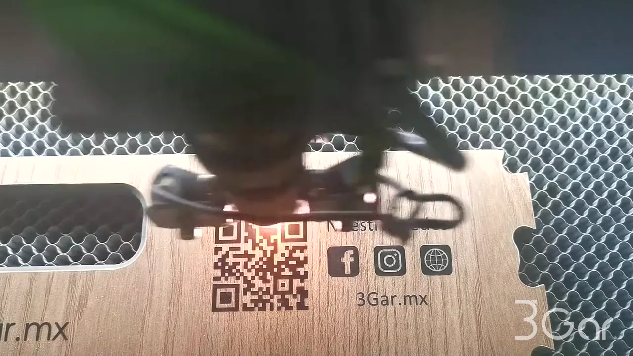 Miniatura de video de laser CNC 3Gar